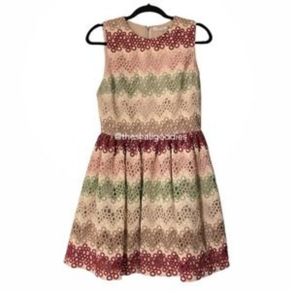 ALICE  +  OLIVIA NWT Joyce Party Dress Lace Metallic - Picture 4 of 6